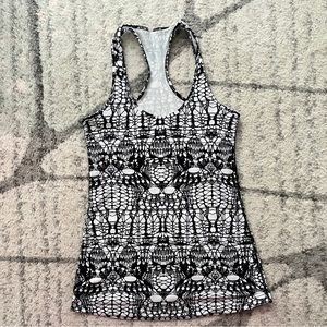 Lace pattern lululemon tank
